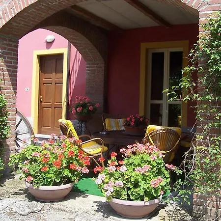 Cascina La Pacioretta 컨트리하우스